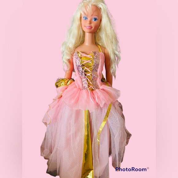 My size barbie , life size barbie , 3feet - Picture 2 of 6